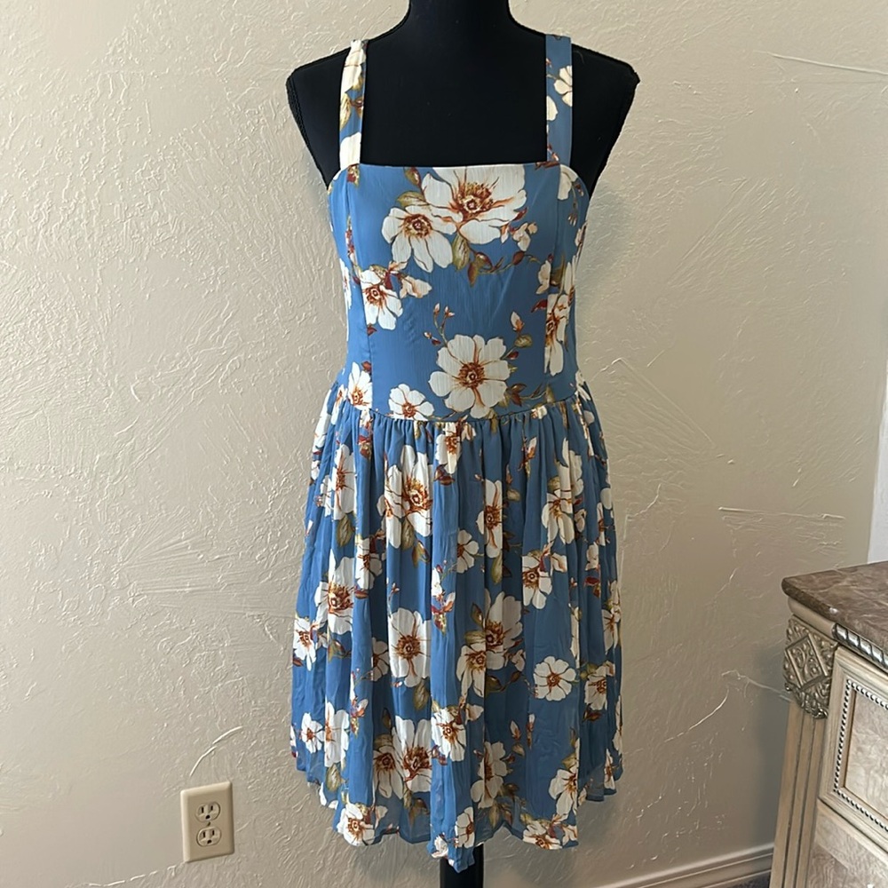 Blue floral square neck dress